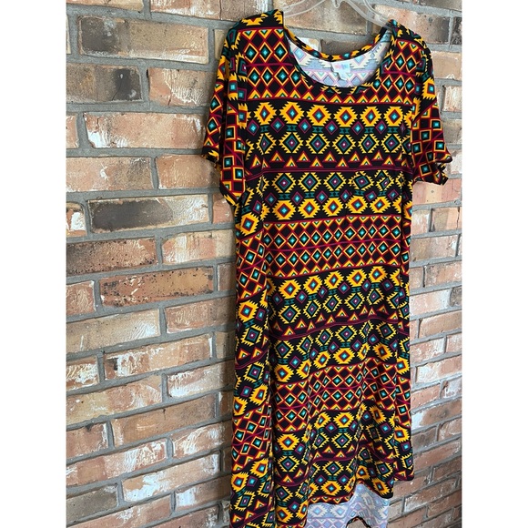 LuLaRoe Women’s Carly Aztec High Low Short Sleeves High Low Dress Size Large - Picture 5 of 6